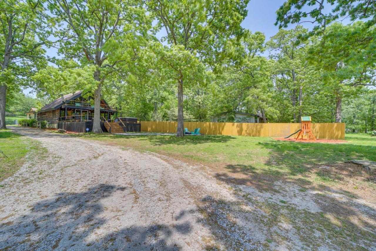 Modern Fairland Log Cabin With Lake Access! Exterior photo