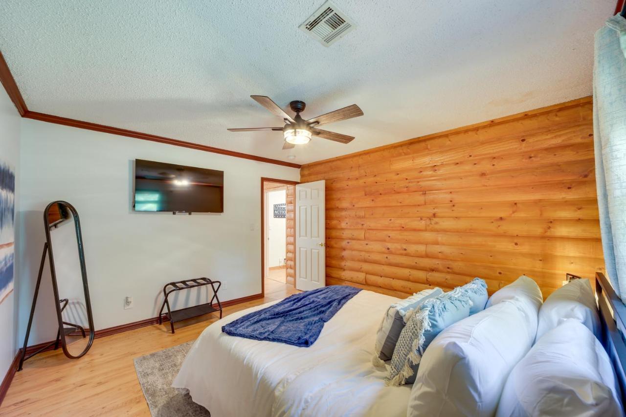 Modern Fairland Log Cabin With Lake Access! Exterior photo