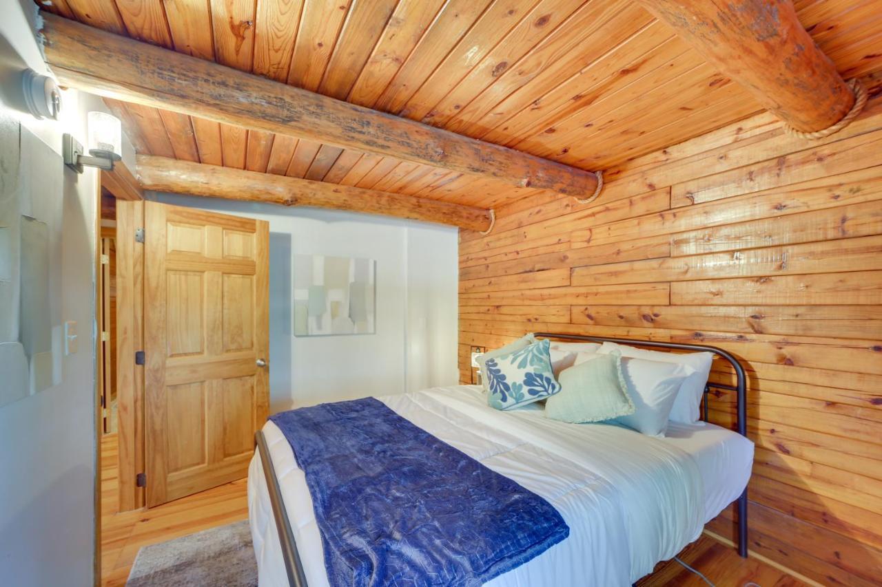Modern Fairland Log Cabin With Lake Access! Exterior photo